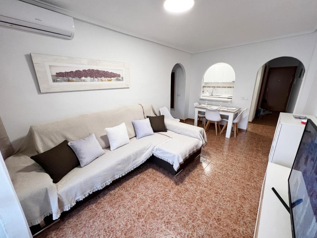 Nice And Central Apartment Torrevieja Dış mekan fotoğraf